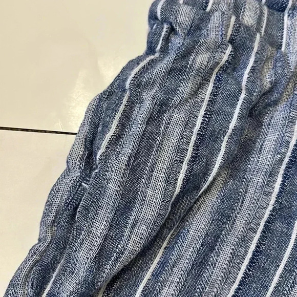 Cloth and stone jumpsuit size medium - Picture 4 of 6